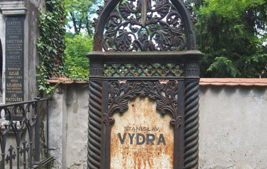 Symbolický hrob Stanislava Vydry na II. Olšanském hřbitově (květen 2014, foto: V. Kemenny)