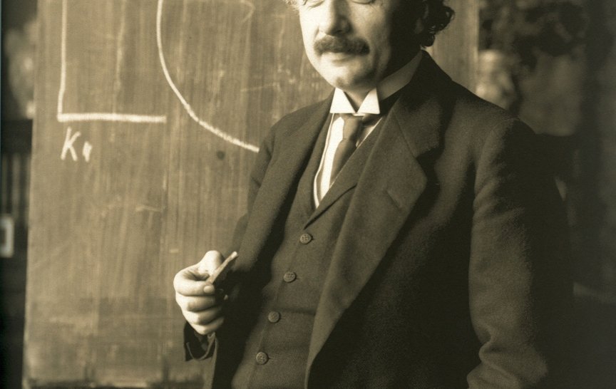 Albert Einstein ve Vídni, 1921 (foto Ferdinand Schmutzer)