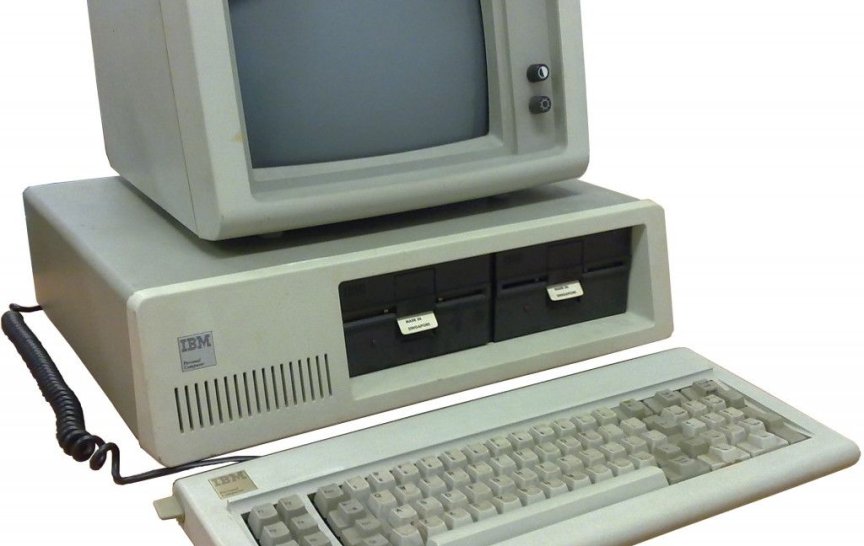 První osobní počítač IBM 5150 (foto: BuabengFelix / CC BY-SA 4.0)