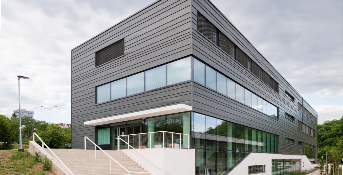 Matfyz se stal kolbištěm středoškolského Turnaje mladých fyziků