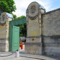 Foto č. 1 - Vstupní brána Cimetière du Père-Lachaise, Paříž, Francie.