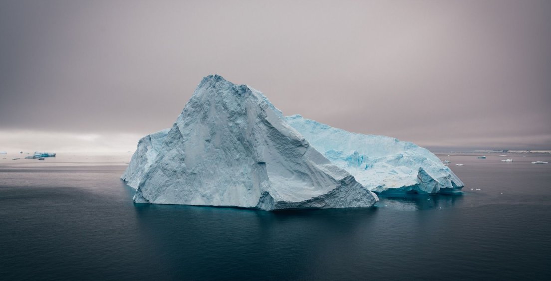 Led na Zemi taje výrazně rychleji než dřív
