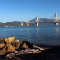 Most Rio-Antirio klenoucí se přes Korintský záliv. Stavba, která bývá označována za technický zázrak, byla otevřena v roce 2004. „Tento most nám výrazně urychlil přepravu mezi jednotlivými stanicemi a nahradil do té doby využívaný, avšak zdlouhavý trajekt,“ říká Vladimír Plicka (foto: archiv V. Plicky) 