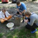 Pěkné počasí umožnilo experimentovat i venku (foto: KDF)