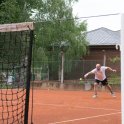 Z tenisového mače o pohárek děkana MFF UK, na snímku děkan prof. Jan Kratochvíl (foto Svoboda)