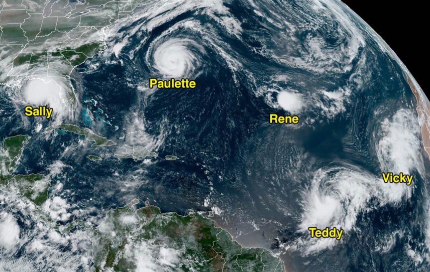 14. září se nad Atlantikem vyskytovalo pět tropických cyklón (foto: NOAA, Public domain, via Wikimedia Commons)