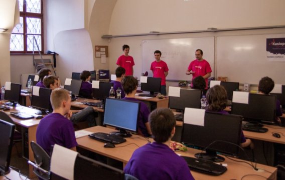 Mladí programátoři se utkají na soutěži Kasiopea
