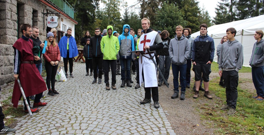 Týden na královském dvoře aneb Podzimní soustředění FYKOSu