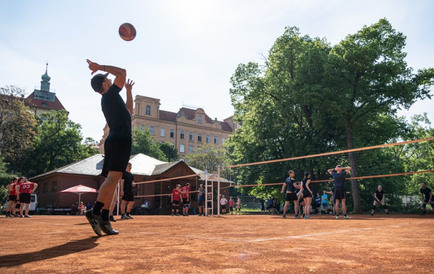 Rektorský sportovní den tento rok uspořádala Katedra tělesné výchovy MFF UK (foto: Tomáš Rubín)