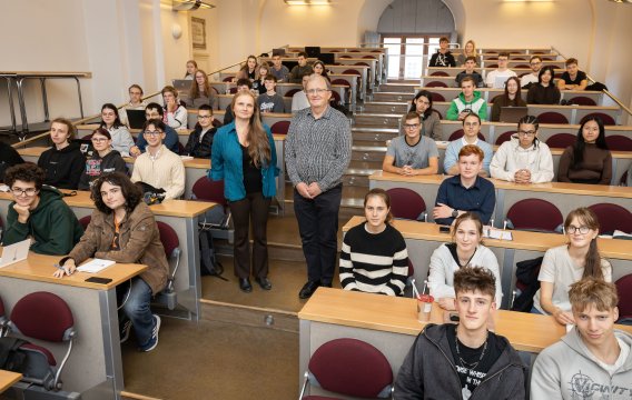 AI, Big Data i Bitcoin: Informatická Juniorská Univerzita Karlova na Matfyzu