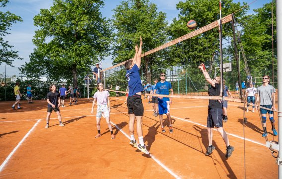 Rektorský sportovní den pod taktovkou Matfyzu