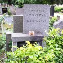 Foto č. 3 - Pomník na hrobě J. Bartáka. (červen 2014, foto V. Kemenny)