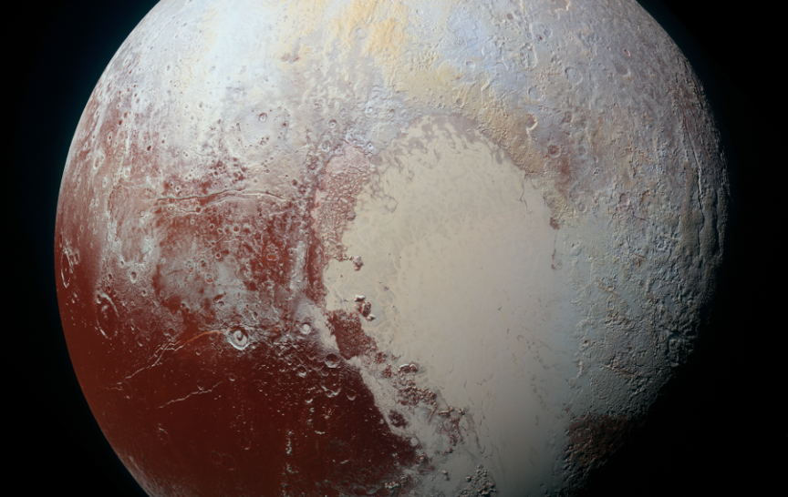 Obrázek Pluta ve vysokém rozlišení, který pořídila sonda New Horizons (foto: NASA/JHUAPL/SwRI, červenec 2015)