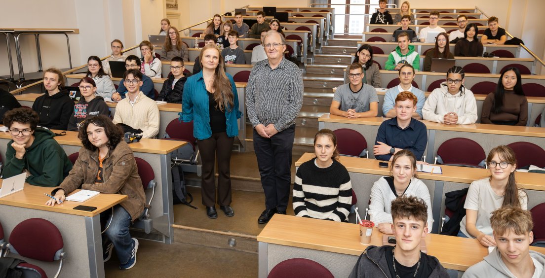 AI, Big Data i Bitcoin: Informatická Juniorská Univerzita Karlova na Matfyzu