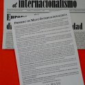 Studentské (komunistické) noviny a pozvánka na prvomájovou demonstraci - (nahoře) „Proletáři všech zemí, spojte se!