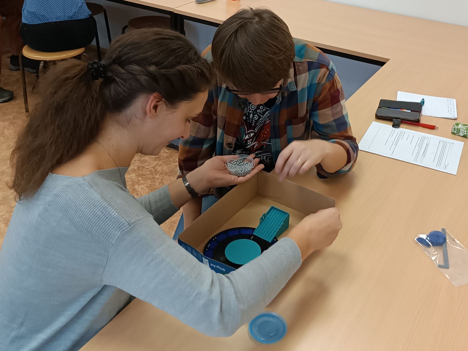 Fyzikáři se mikrosvěta nebojí