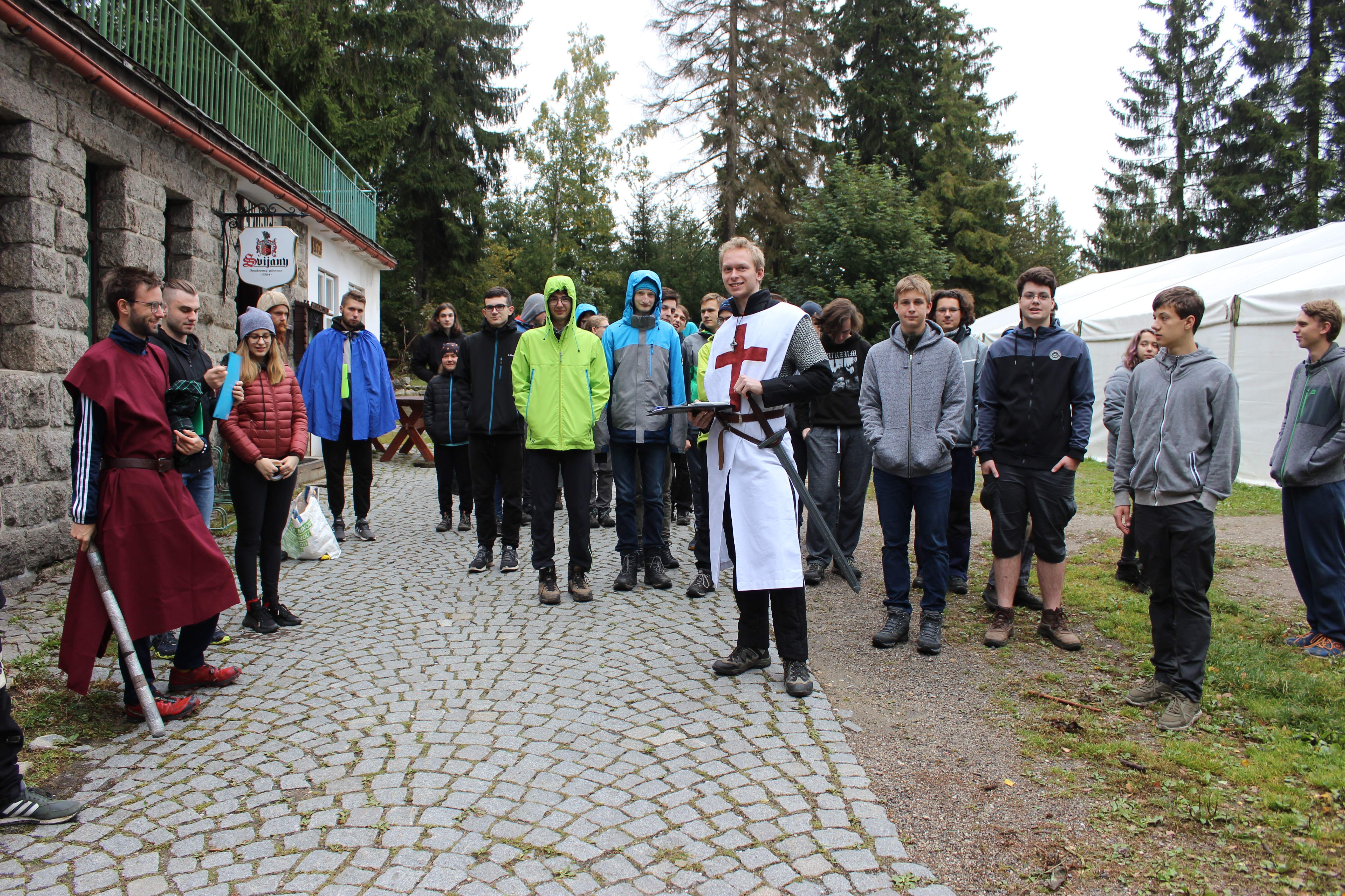Týden na královském dvoře aneb Podzimní soustředění FYKOSu