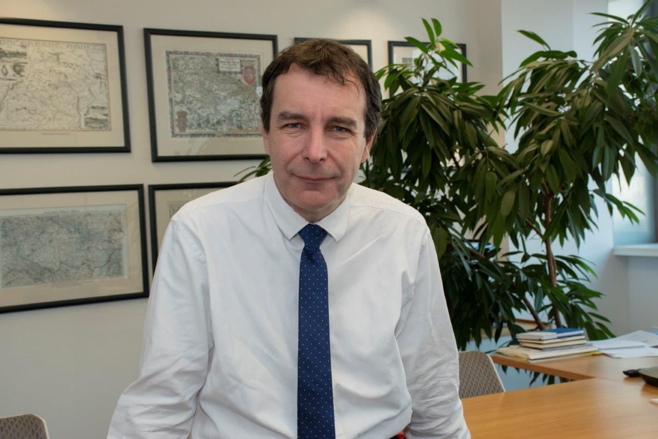 Josef Lukášek: Potřebujeme mladé lidi s otevřenou myslí