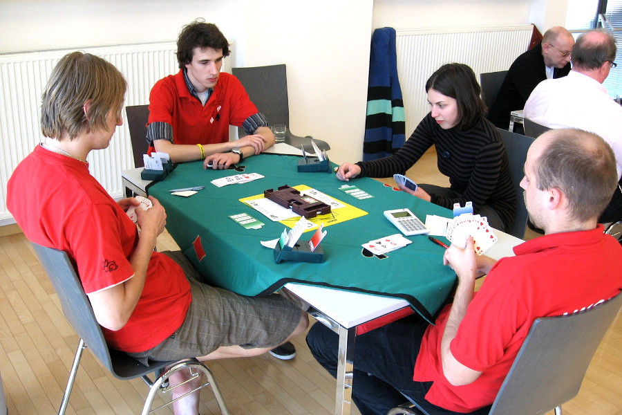 Bridžový seriál III: Trumfové závazky v bridži