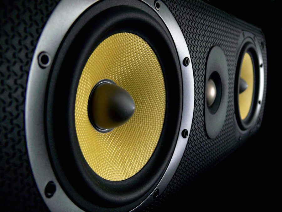 Aktualita z fyziky: První grafenový reproduktor