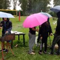 Grilovačka pod dáždnikmi (foto: L. Ohman)