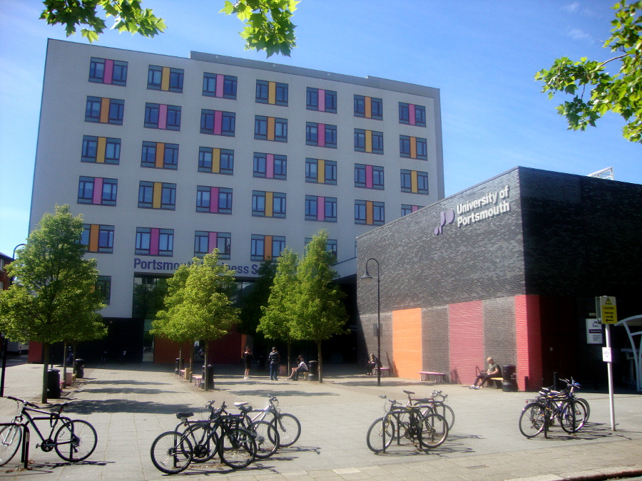 Zápisky z Erasmu: Velká Británie, University of Portsmouth III