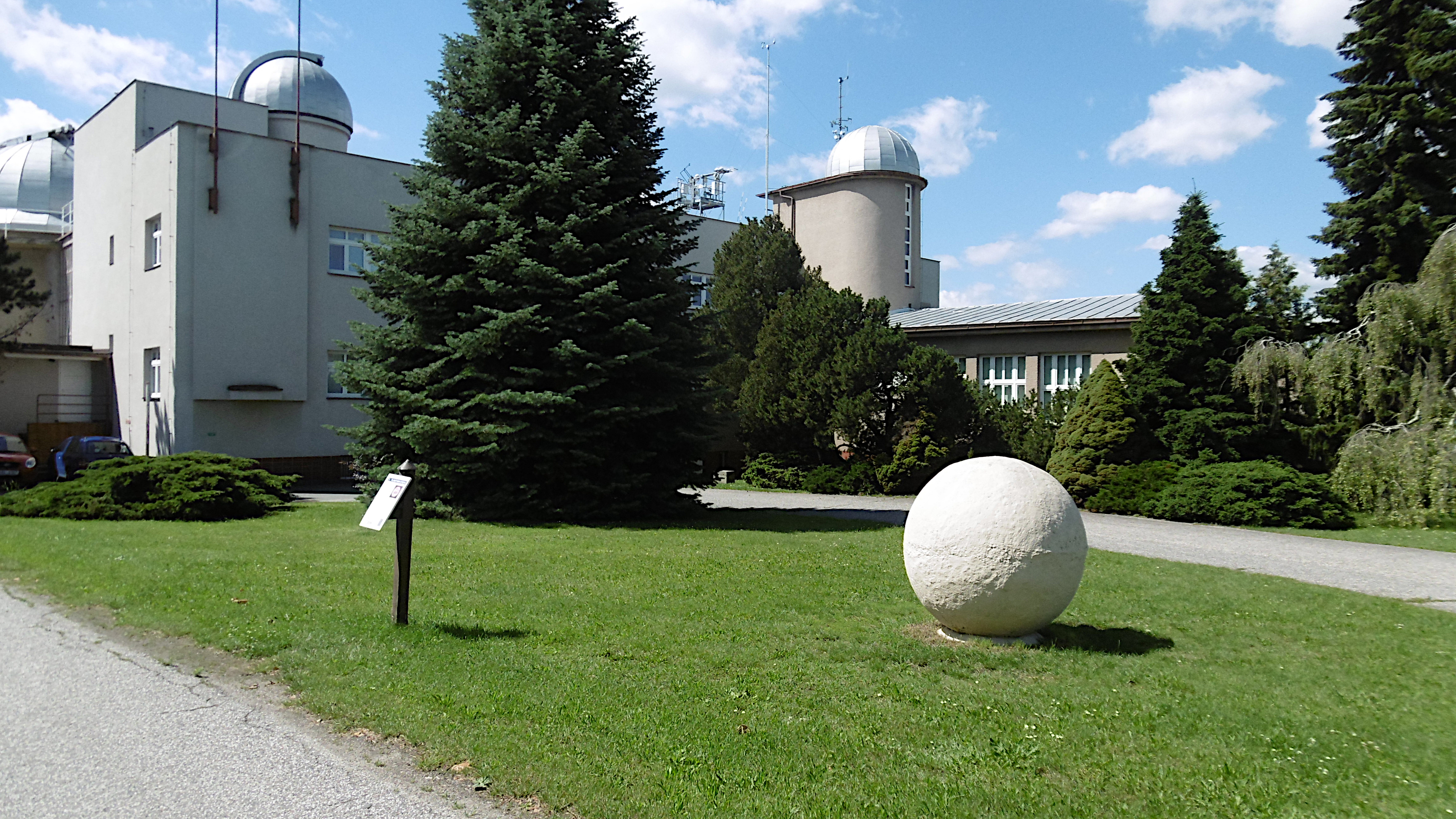 Fyzikální toulky: Astronomie v Hradci Králové